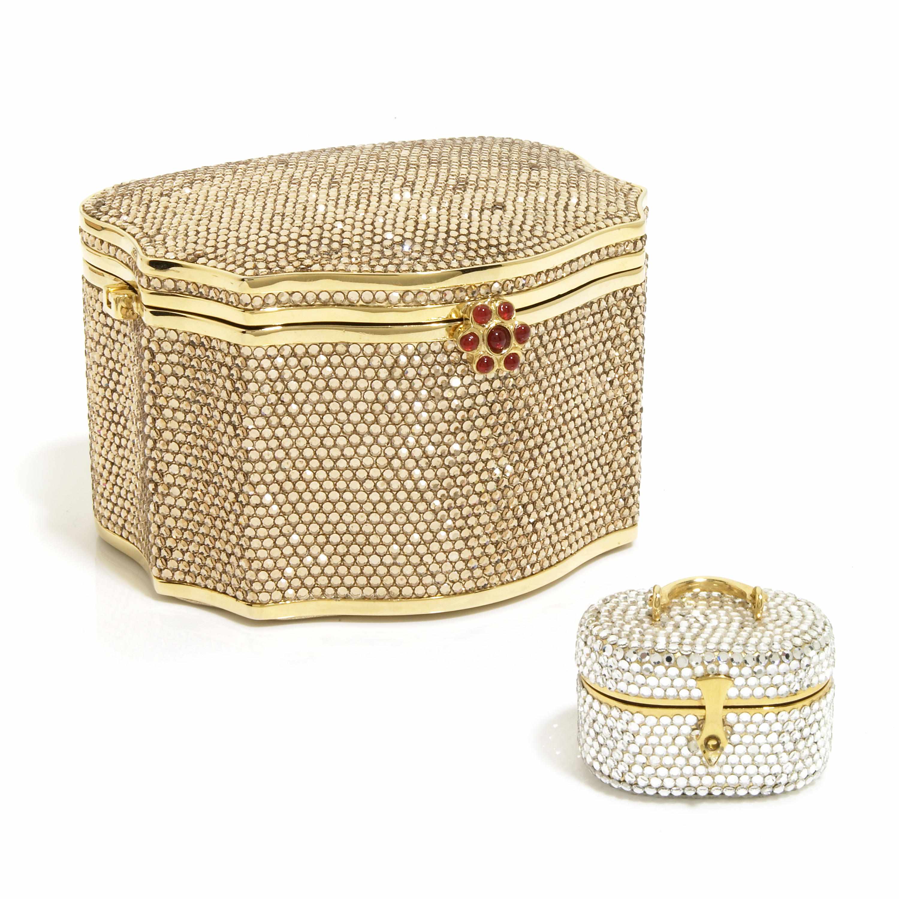 Appraisal: A gold crystal with gold colored metal detailing box-purse with