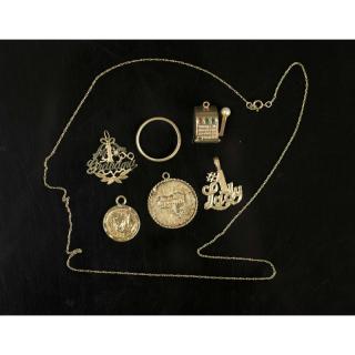 Appraisal: k k Assorted Gold Jewelry Assorted gold jewelry k Venezuela