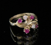 Appraisal: A Ruby And Diamond Ladies' Ring A ruby and diamond