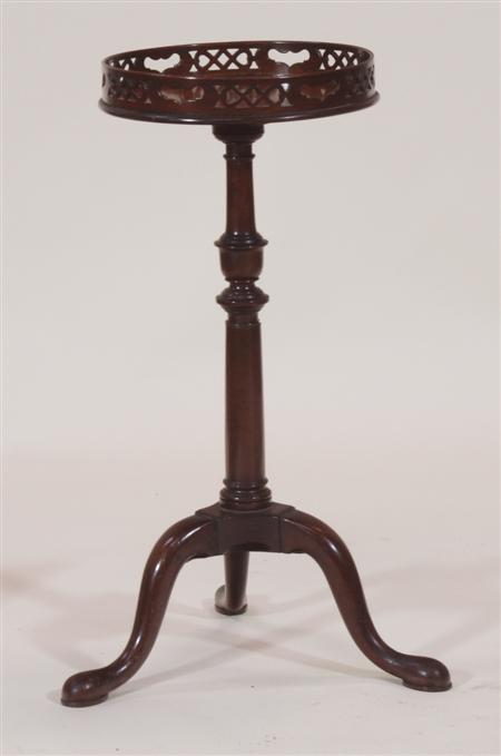 Appraisal: A George II mahogany kettle stand the lozenge and heart