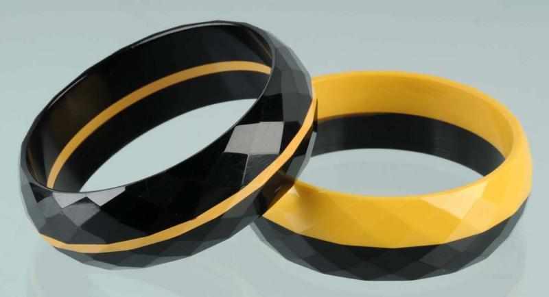 Appraisal: Lot of Bakelite Laminated Bracelets Description CORRECTION Bracelets are black