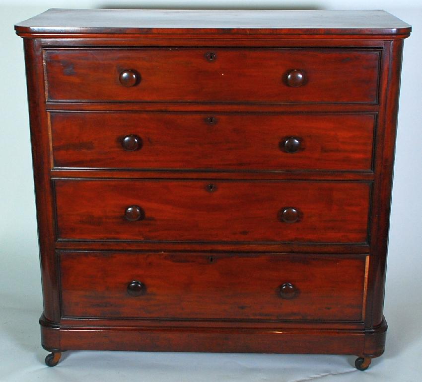 Appraisal: VICTORIAN MAHOGANY CHEST OF DRAWERS the oblong top with rounded