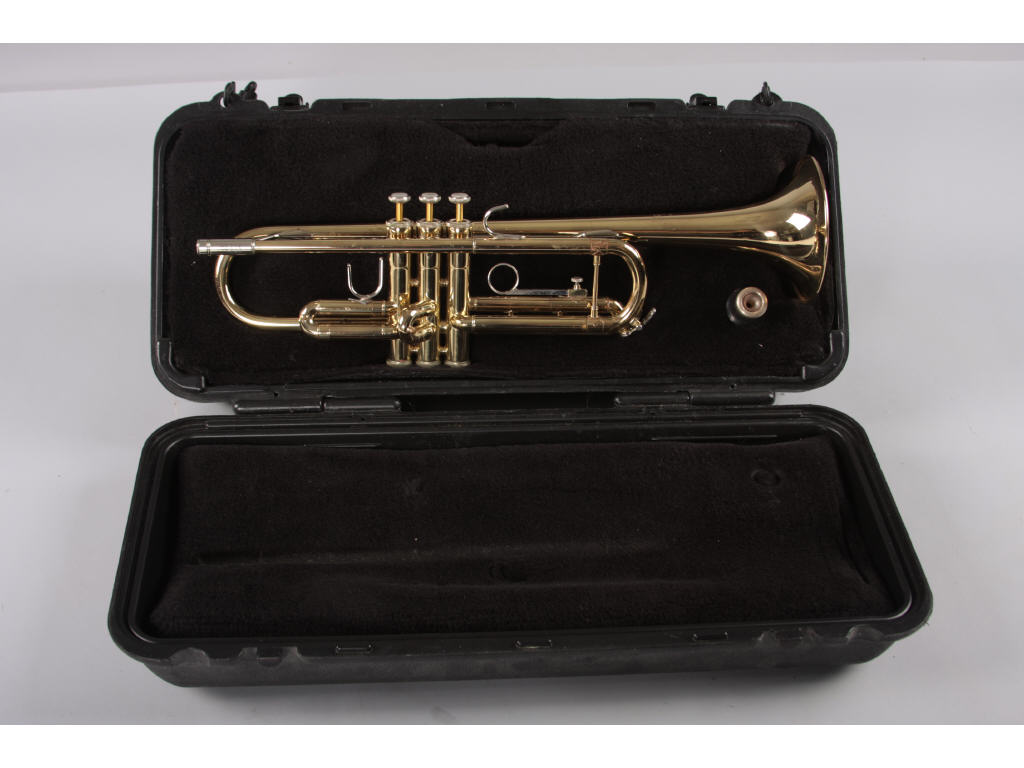 Appraisal: Bach TR Trumpet serial B with Vincent Bach C mouthpiece