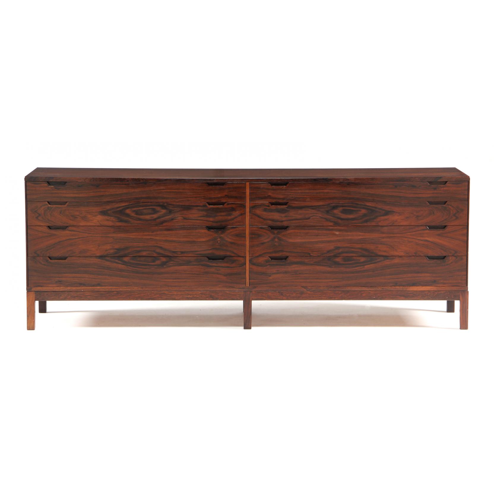 Appraisal: Danish Modern Rosewood Dresser circa s rosewood and rosewood veneer