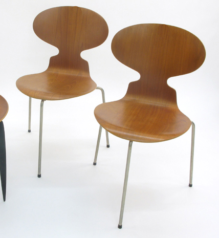 Appraisal: A SET OF FOUR DANISH MODERN ANT CHAIRS model Arne