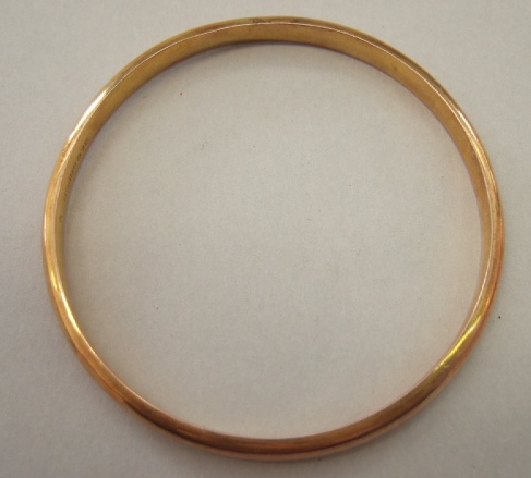 Appraisal: A ct gold plain circular bangle Birmingham