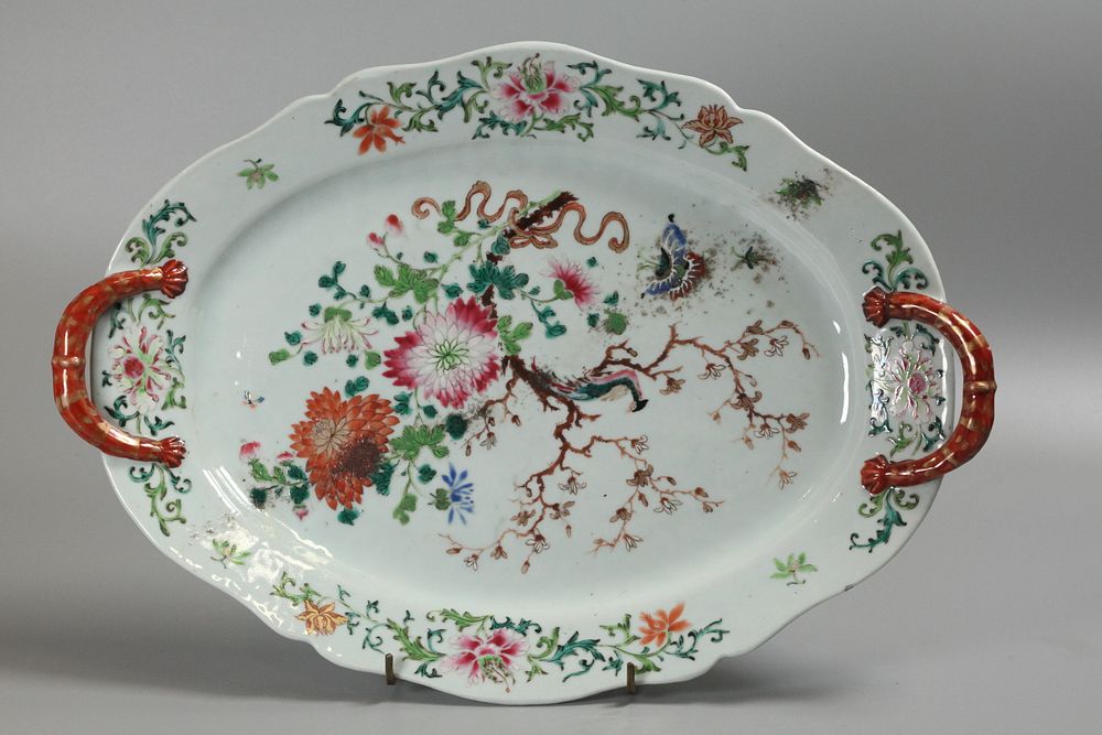 Appraisal: Chinese export porcelain platter possibly th c possibly Qianlong period