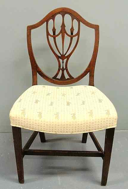 Appraisal: English Hepplewhite mahogany side chair c h x w x