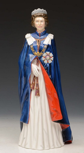 Appraisal: A ROYAL DOULTON PORCELAIN MODEL of Her Majesty Queen Elizabeth