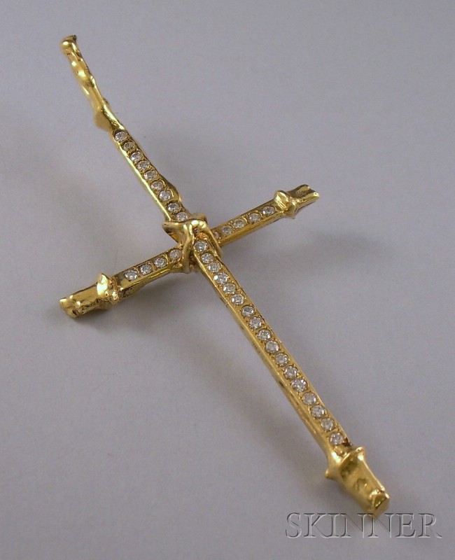 Appraisal: kt Gold and Diamond Cross set with full-cut diamonds approx