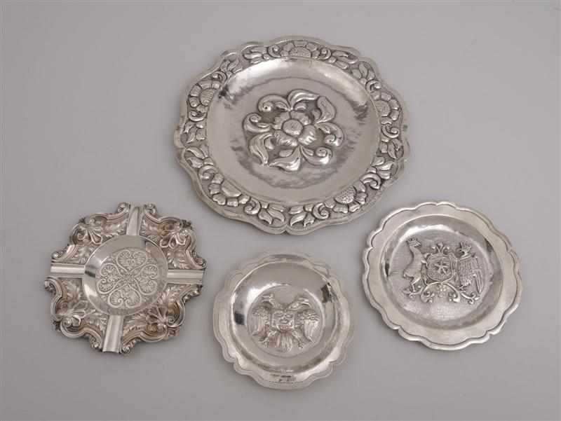 Appraisal: FOUR SILVER ARTICLES Comprisng a Peruvian dish with double eagle