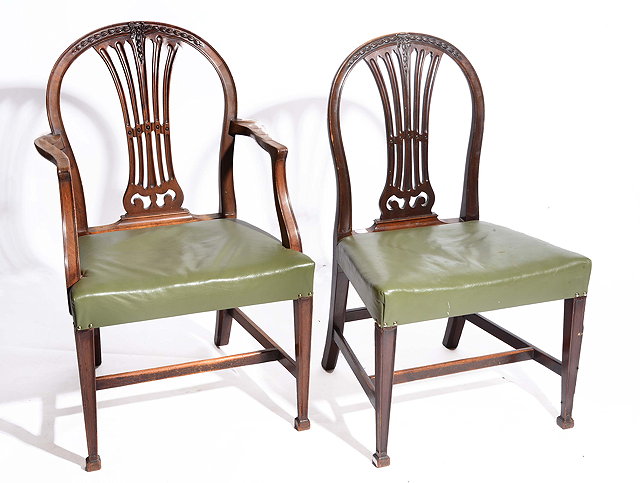 Appraisal: A SET OF TEN HEPPLEWHITE STYLE MAHOGANY DINING CHAIRS consisting