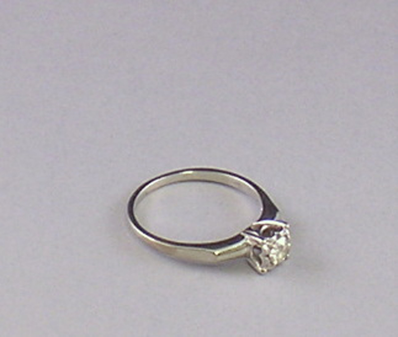 Appraisal: White Gold and Diamond Solitaire Ring size