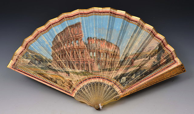 Appraisal: AN ITALIAN GRAND TOUR FAN with horn sticks and guards