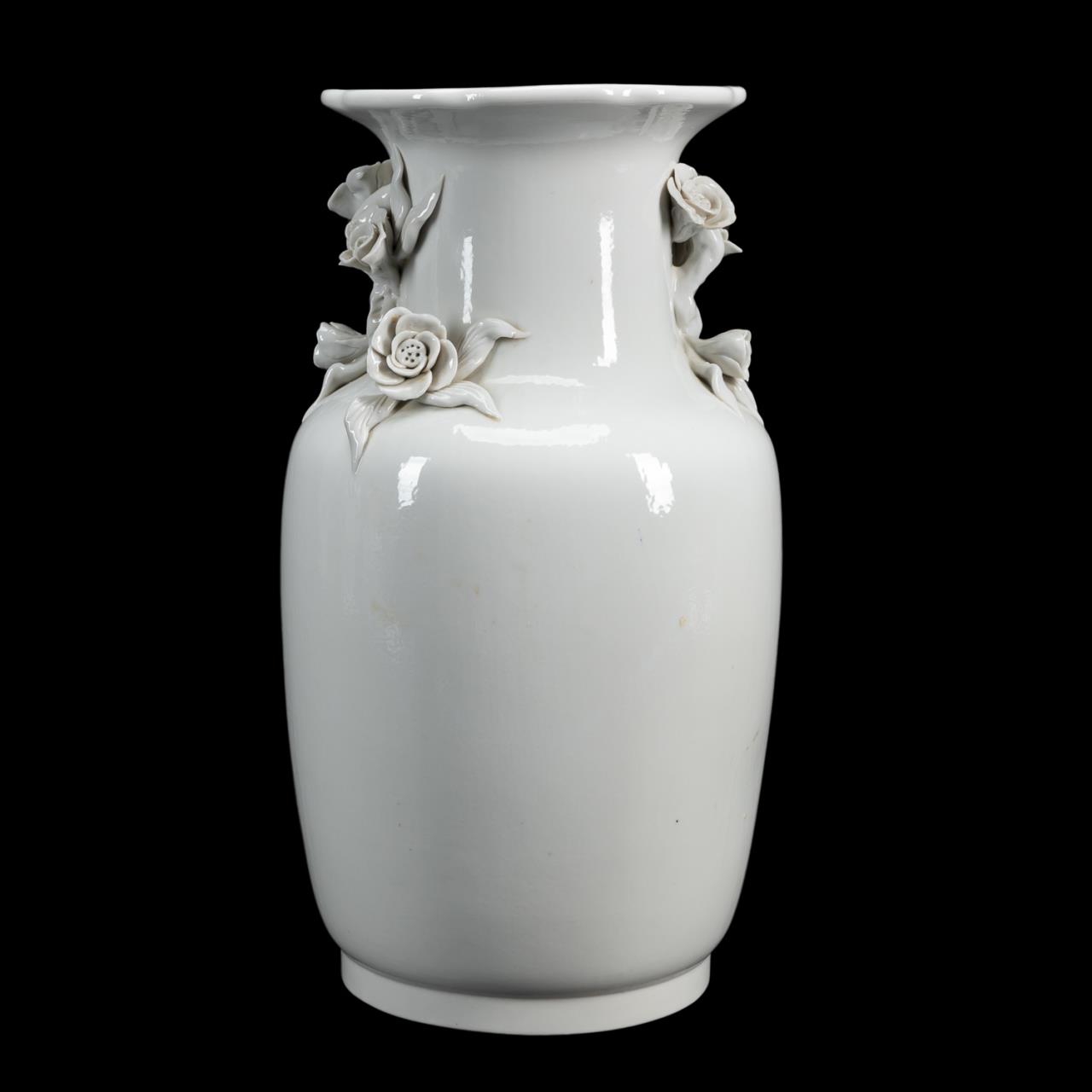 Appraisal: CHINESE BLANC DE CHINE FLORAL MOTIF VASE Chinese Blanc de