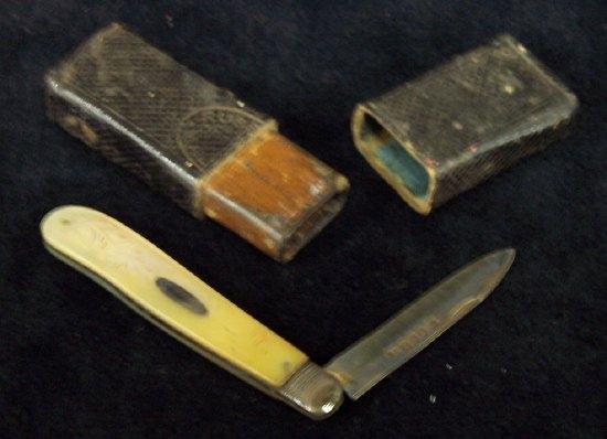 Appraisal: A Victorian fruit knife with silver blade and mother-of-pearl mounts