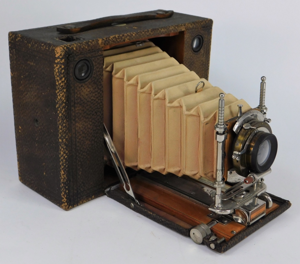 Appraisal: KODAK NO CARTRIDGE CAMERA Kodak No Cartridge Camera