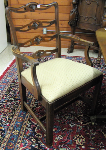 Appraisal: A SET OF FOUR CHIPPENDALE STYLE MAHOGANY DINING CHAIRS American