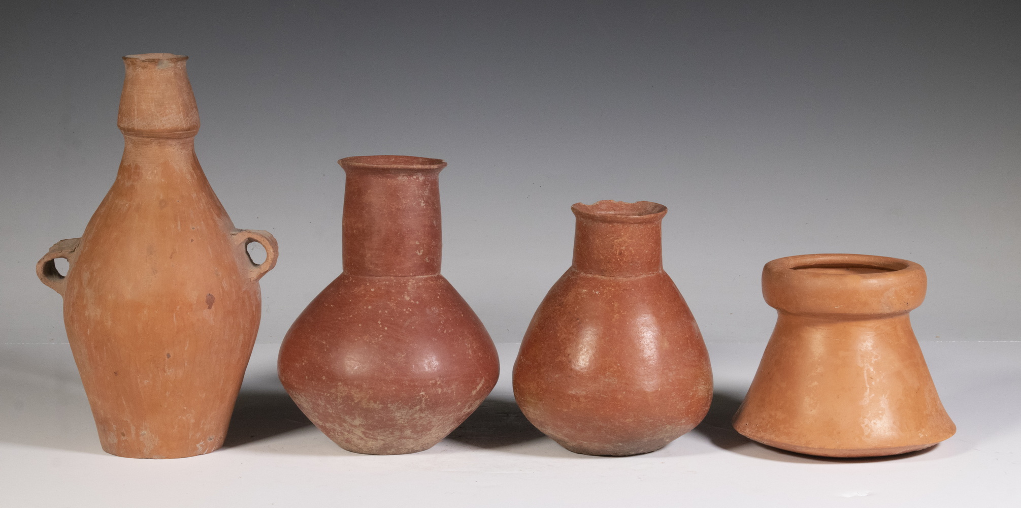 Appraisal: NEOLITHIC CHINESE POTTERY VESSELS SIWA LATE YANGSHAO CULTURE - BC