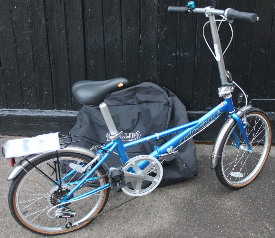 Appraisal: A Ridgeback Impulse folding bicycle in blue with black saddle