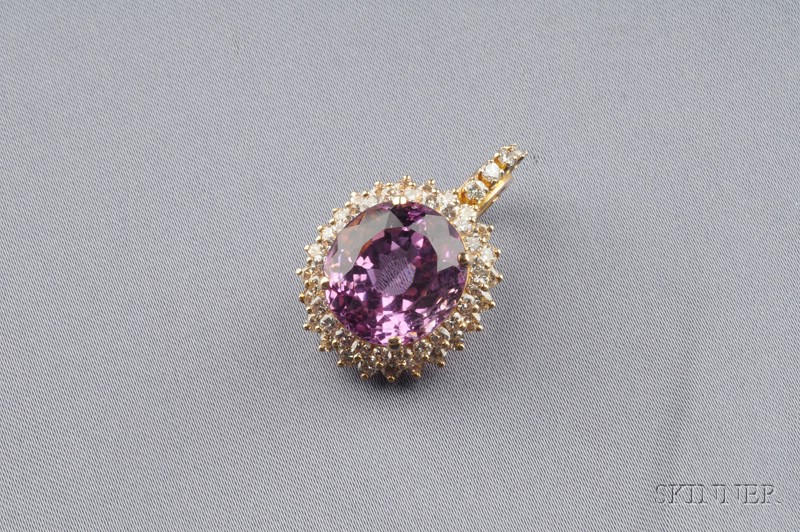 Appraisal: kt Gold Kunzite and Diamond Pendant set with a cushion-shape