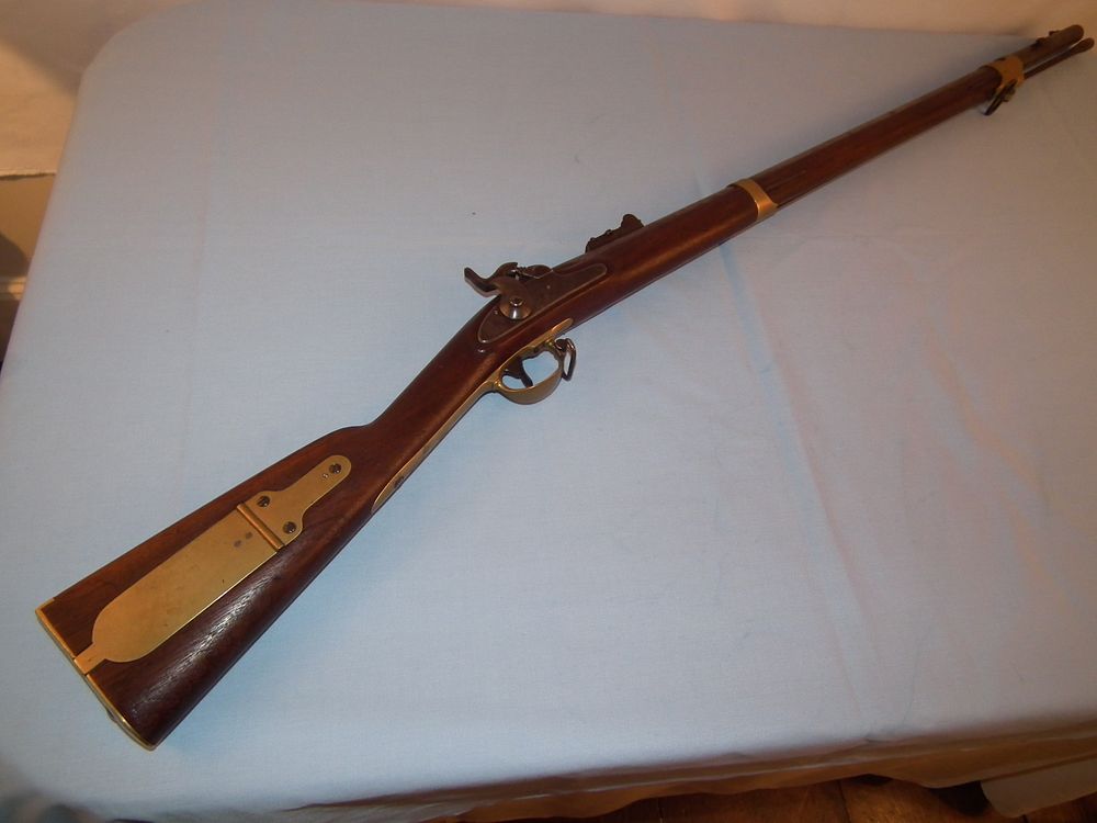 Appraisal: HARPERS FERRY MUSKET Scarce Civil War percussion rifled musket stamped