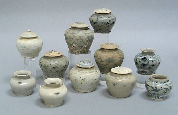 Appraisal: A selection of eleven jars Late th Early th Century