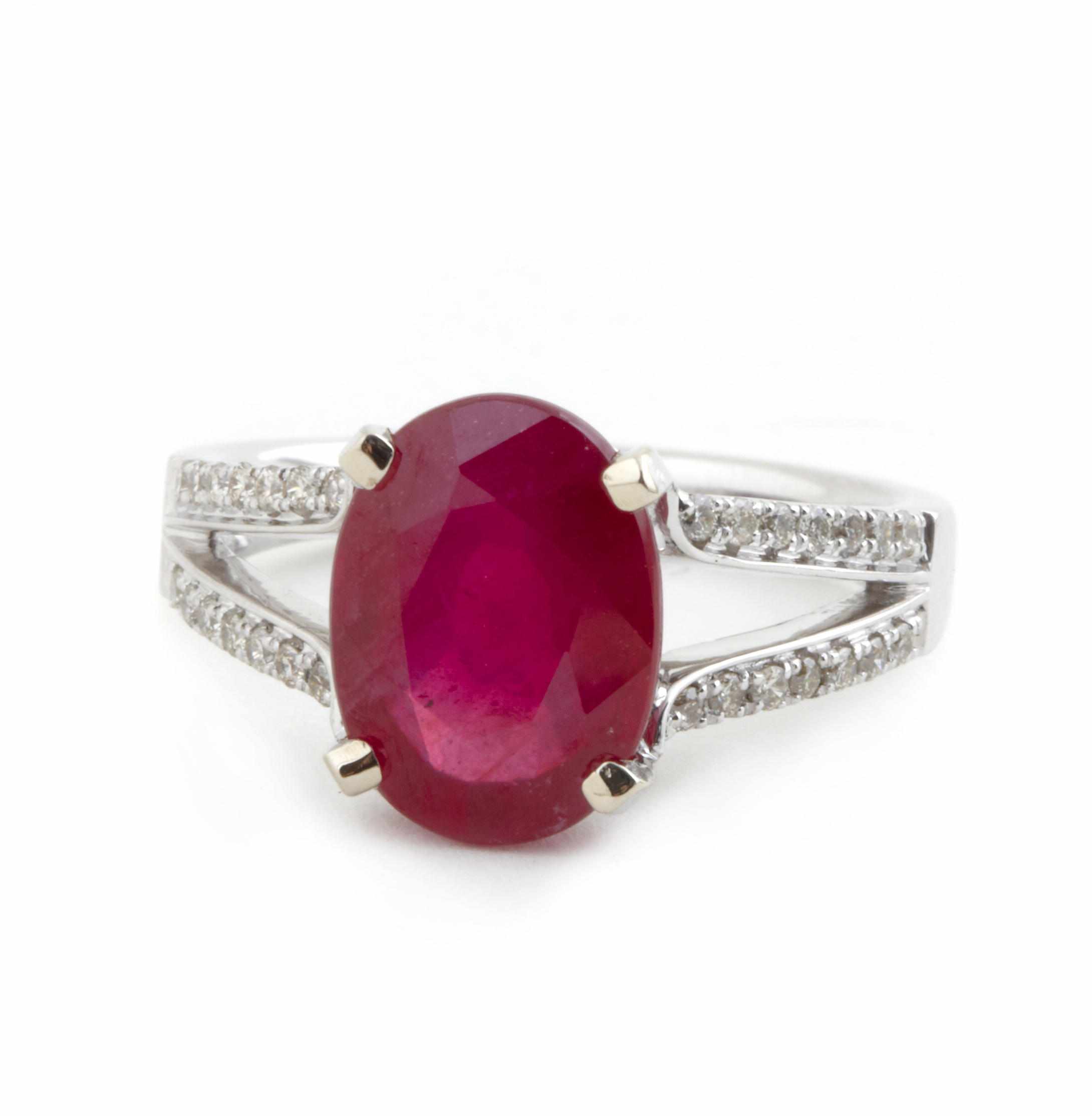 Appraisal: A ruby diamond and k white gold ring