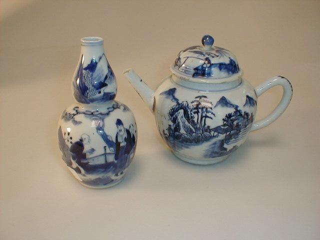 Appraisal: A Chinese export blue and white teapot and a Japanese