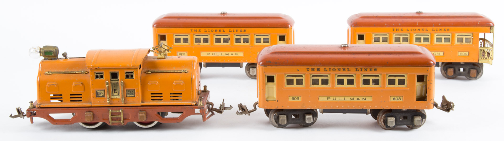 Appraisal: Lionel engine passenger cars circa s engine in cars Condition