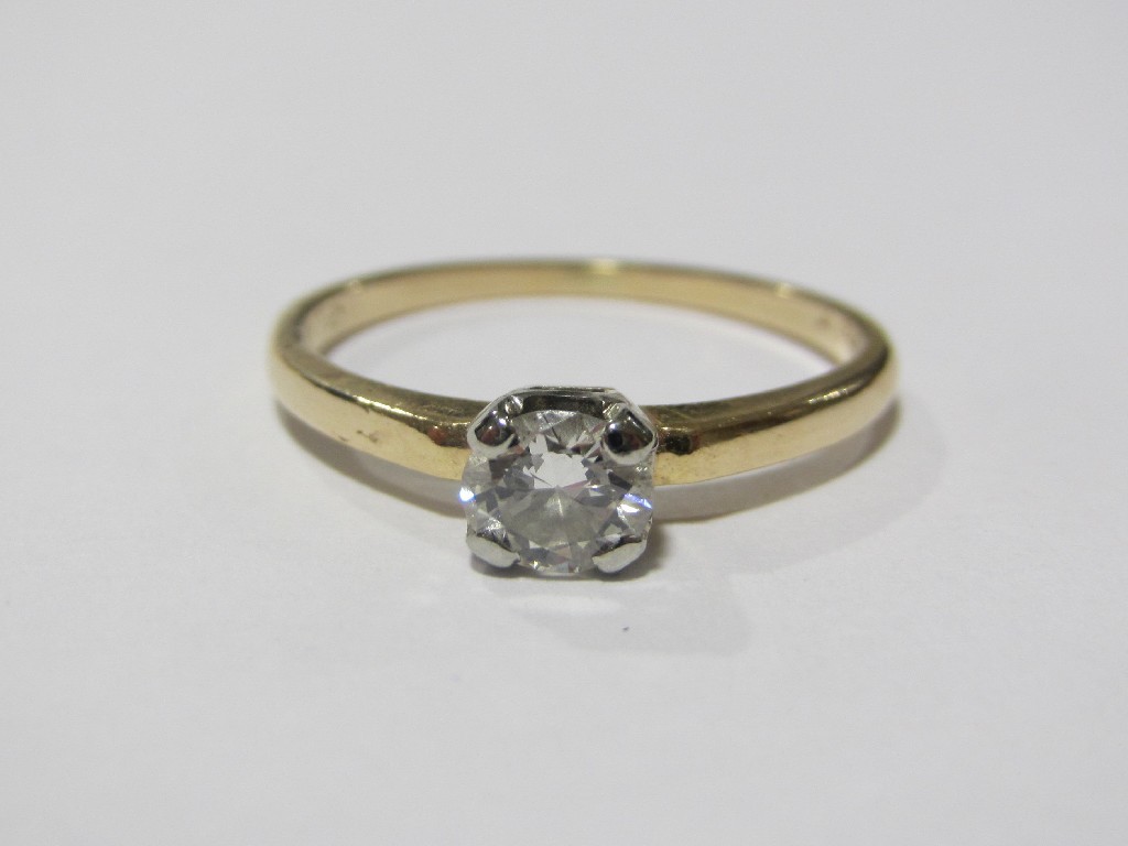 Appraisal: Fourteen carat gold diamond solitaire ring with brilliant cut diamond