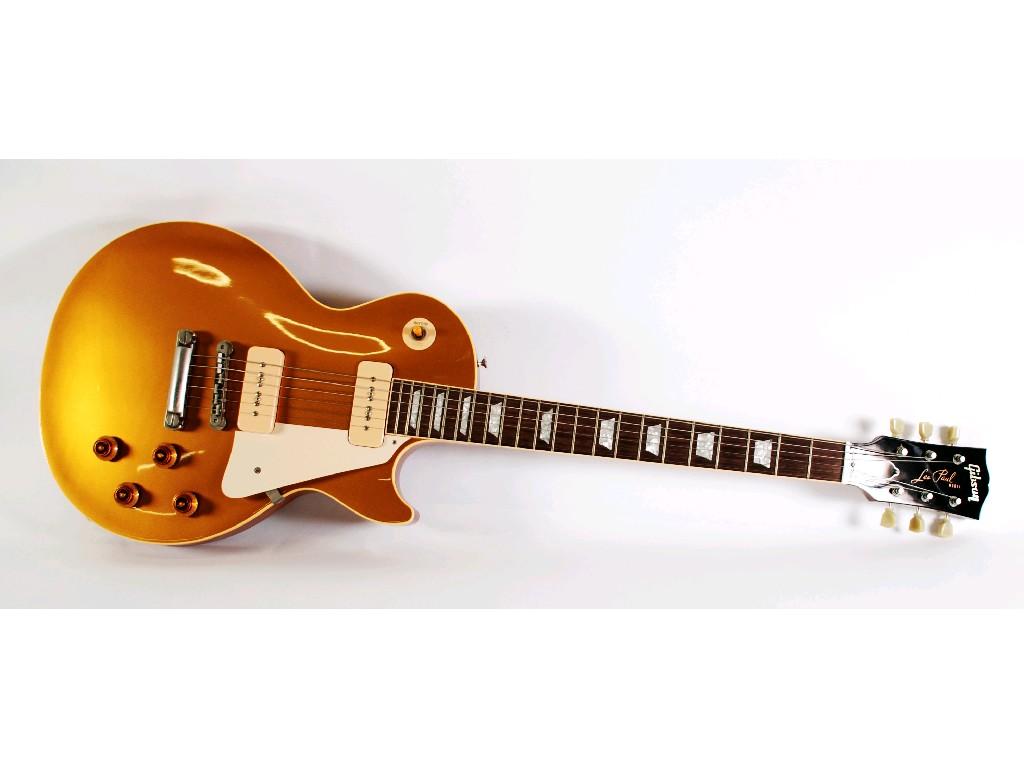 Appraisal: GIBSON GOLD TOP LES PAUL MODEL SOLID BODY SIX STRING