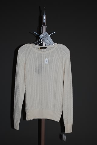 Appraisal: Loro Piana cream cashmere cable knit pullover Size Neiman Marcus