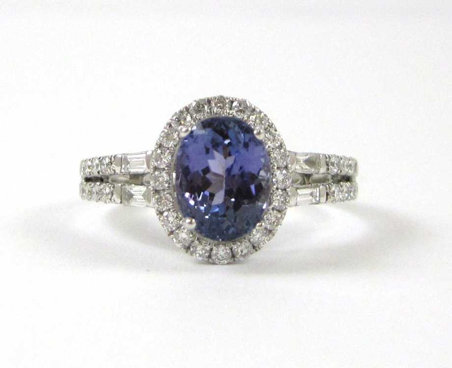 Appraisal: TANZANITE DIAMOND AND EIGHTEEN KARAT GOLD RING The white gold