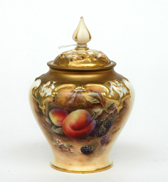 Appraisal: A ROYAL WORCESTER PORCELAIN POT POURRI VASE Signed P D