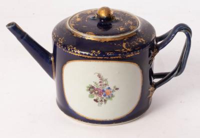 Appraisal: An th Century Chinese export famille rose teapot and cover