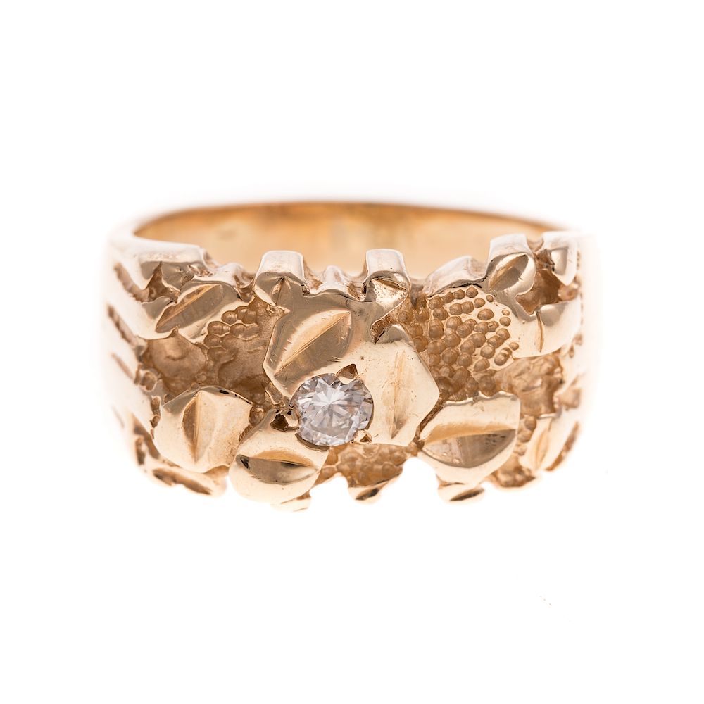 Appraisal: A Gent's Diamond Nugget Ring in K K yellow gold