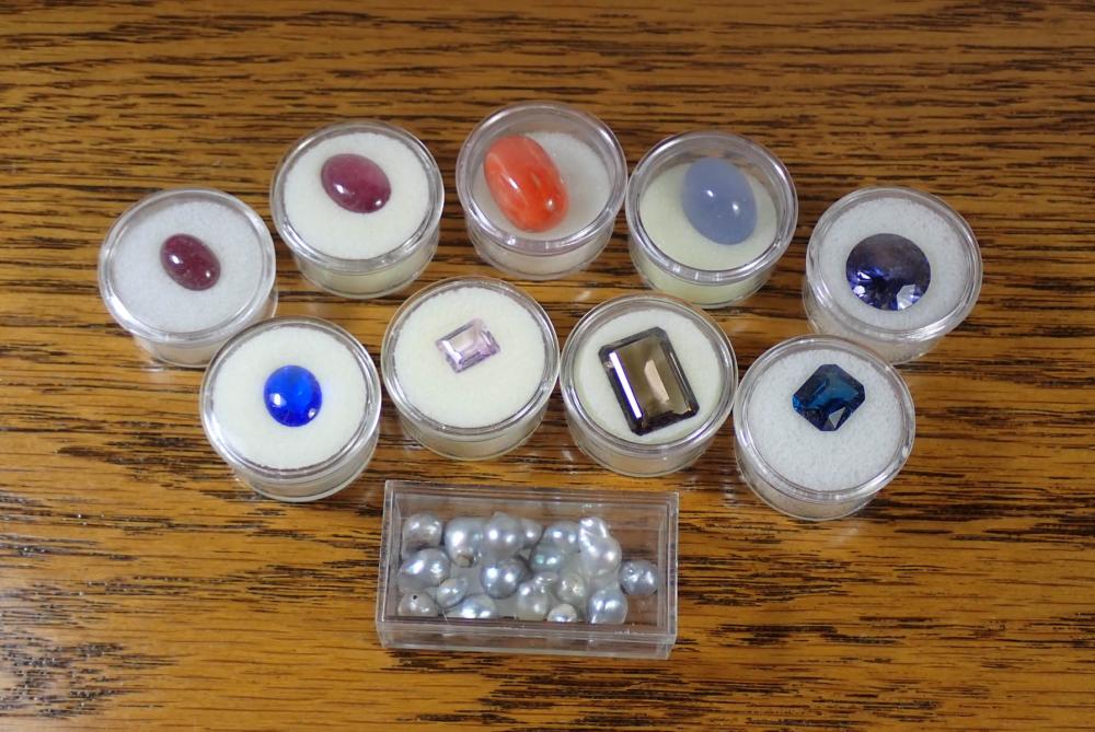 Appraisal: COLLECTION OF NINE UNSET GEMSTONES AND SIXTEEN BAROQUE PEARLS cts