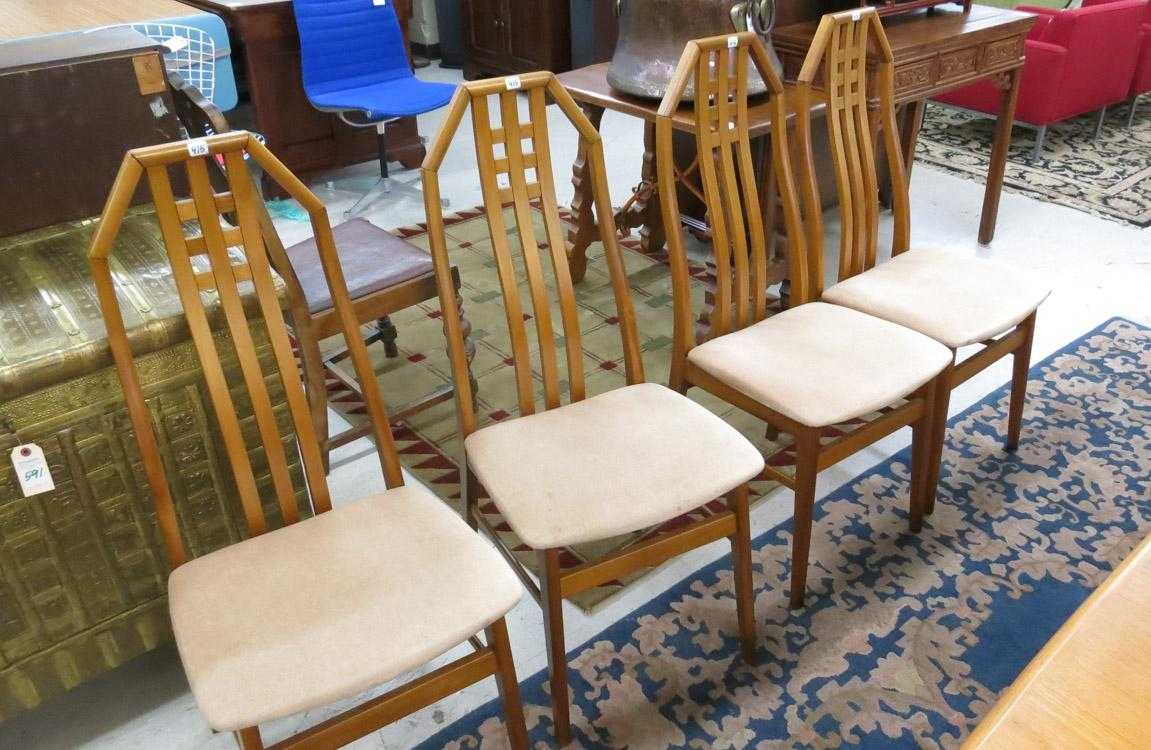 Appraisal: A SET OF TEN DANISH MODERN TEAK DINING CHARIS Farstrup