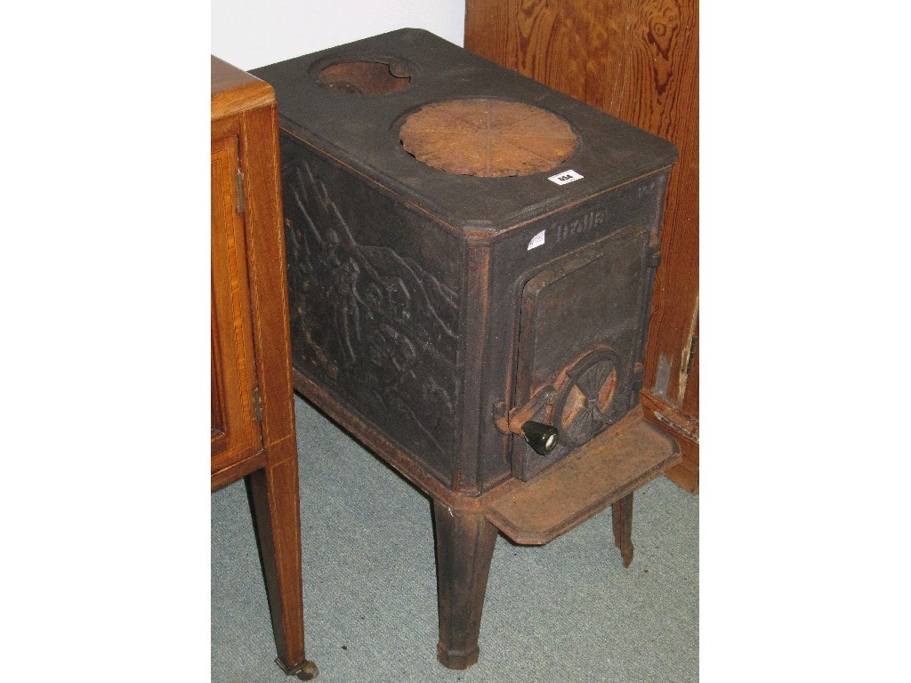 Appraisal: Cast iron wood burning stove