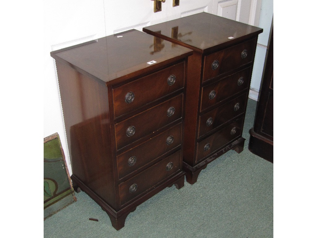 Appraisal: Pair of reproduction mahogany four drawer chests