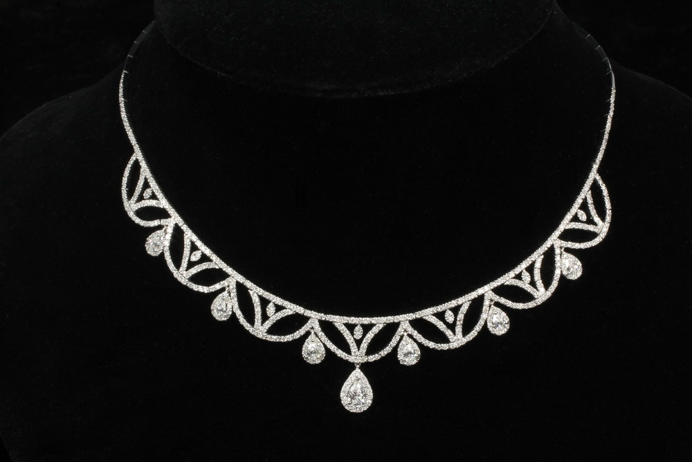 Appraisal: NECKLACE - K White Gold and Diamond Necklace with pear