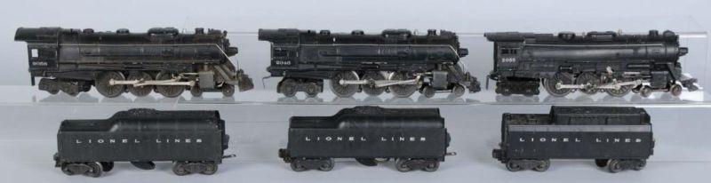 Appraisal: Lot of Lionel Steam Locomotives Tenders Description Post-war O-gauge Includes