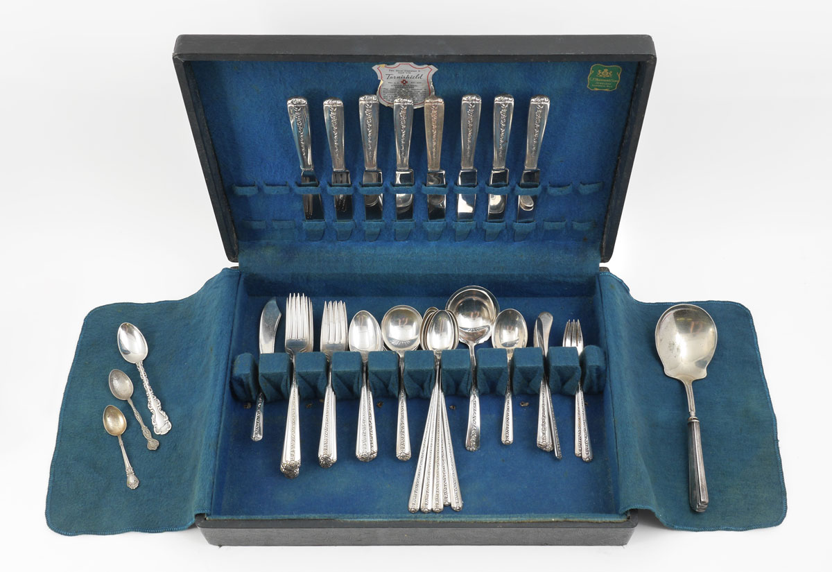 Appraisal: TOWLE RAMBLER ROSE STERLING FLATWARE SERVICE Approx pieces in the