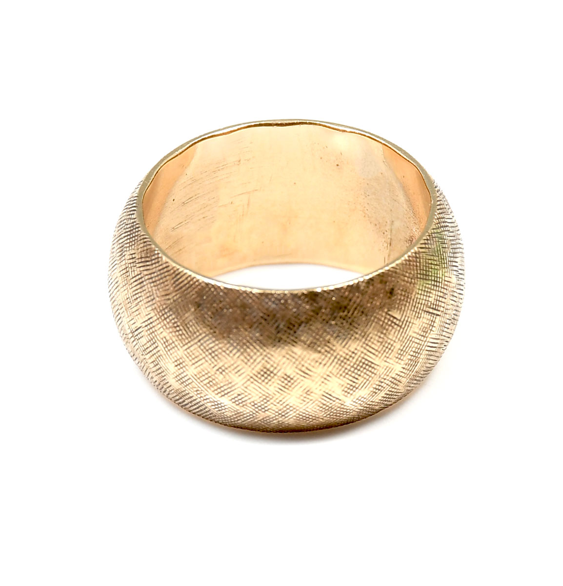 Appraisal: K FLORENTINED WIDE DOMED BAND Unusual and appealing florentined dimpled