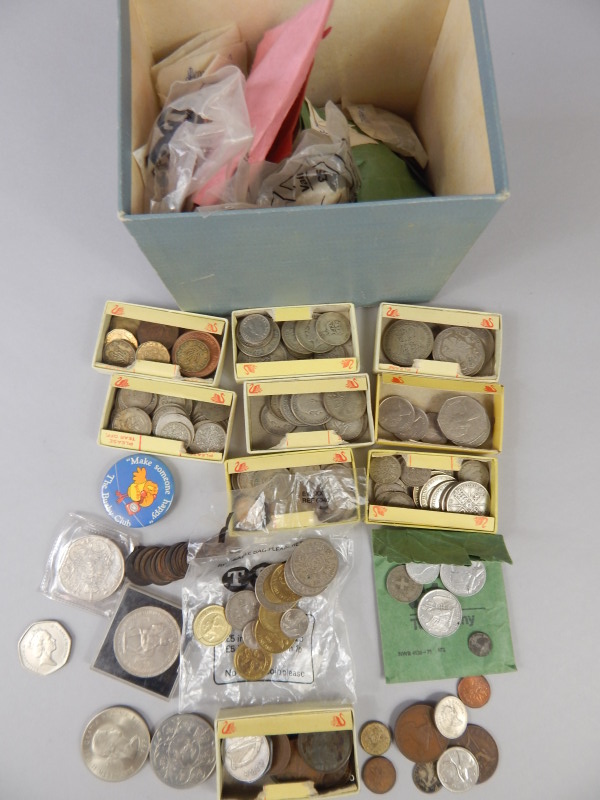 Appraisal: A large quantity of mainly British silver nickel silver and