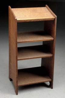 Appraisal: Mission Book Stand Book stand in quarter sawn oak with