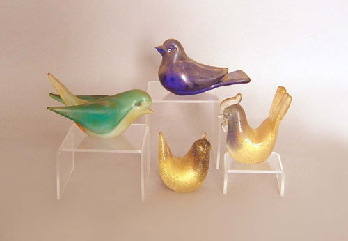 Appraisal: Three Seguso Murano glass birds together with an unsigned bird