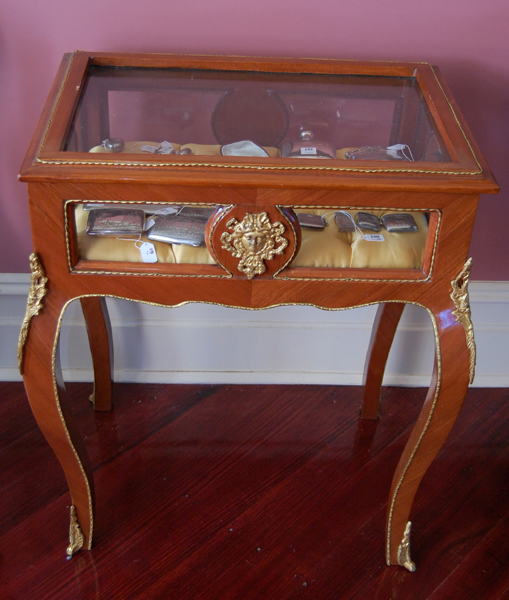 Appraisal: A LOUIS XV STYLE GILT METAL MOUNTED KINGWOOD TABLE DISPLAY