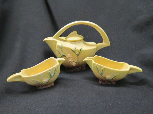 Appraisal: Roseville Pottery Wincraft Tea Set floral high gloss sugar has